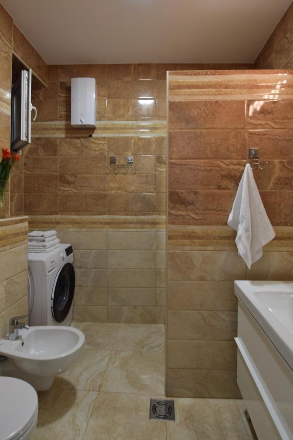 Crown Apartment - Your Most Comfortable Stay Beograd Ngoại thất bức ảnh