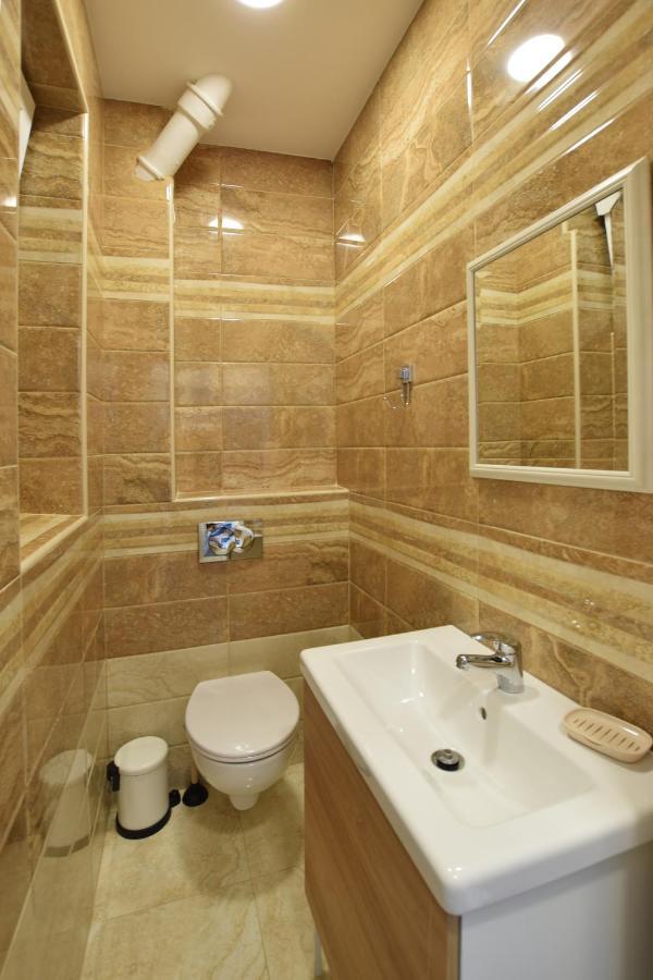 Crown Apartment - Your Most Comfortable Stay Beograd Ngoại thất bức ảnh