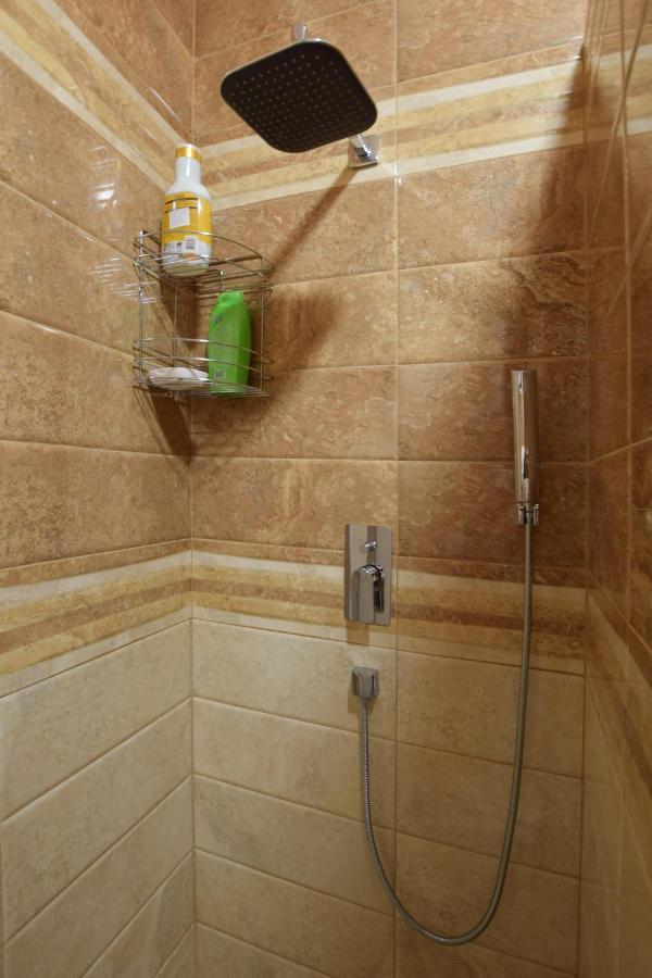 Crown Apartment - Your Most Comfortable Stay Beograd Ngoại thất bức ảnh